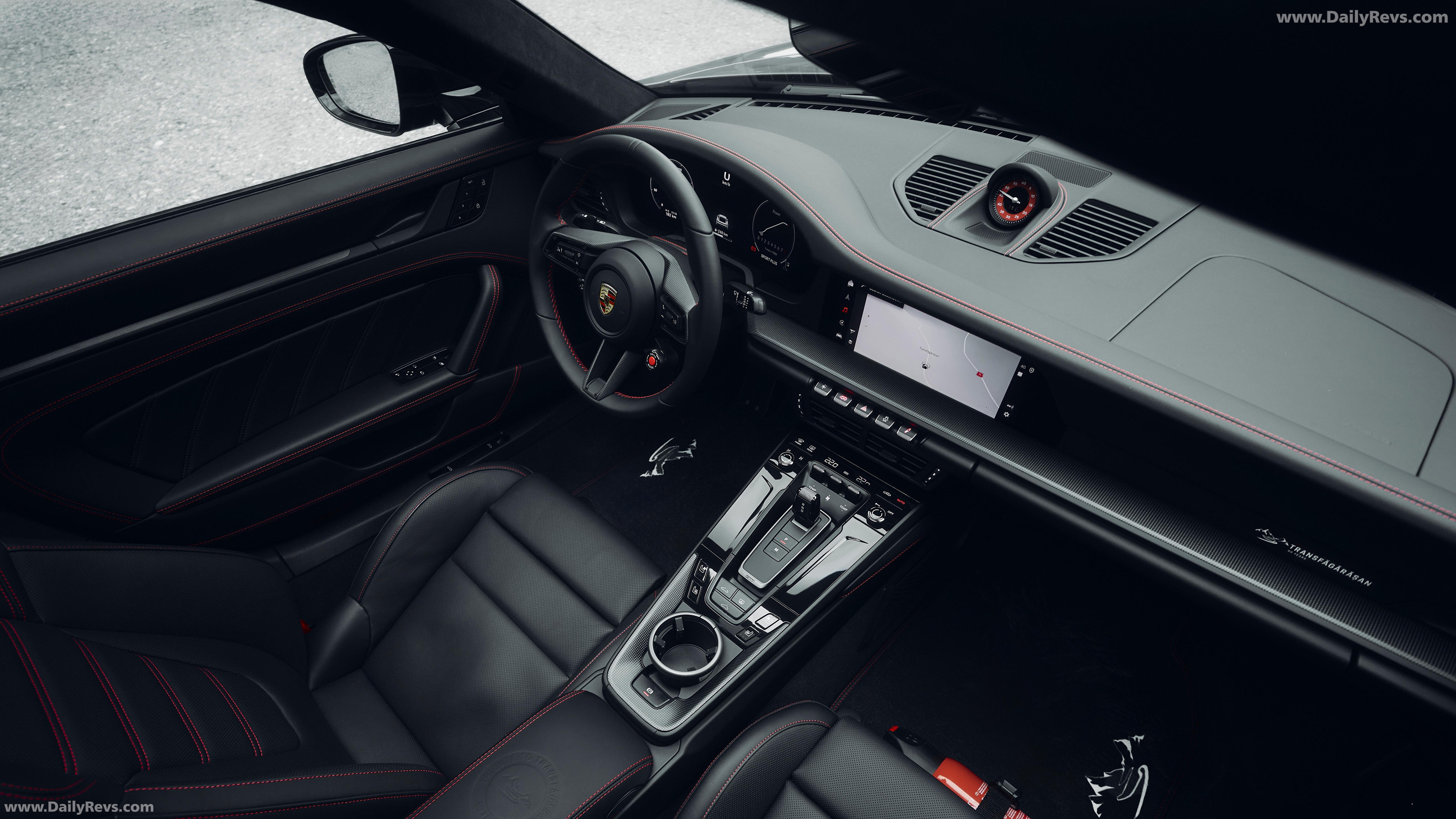 2025 Porsche 911 Carrera 4 GTS Tribute to Transfăgărășan Interior