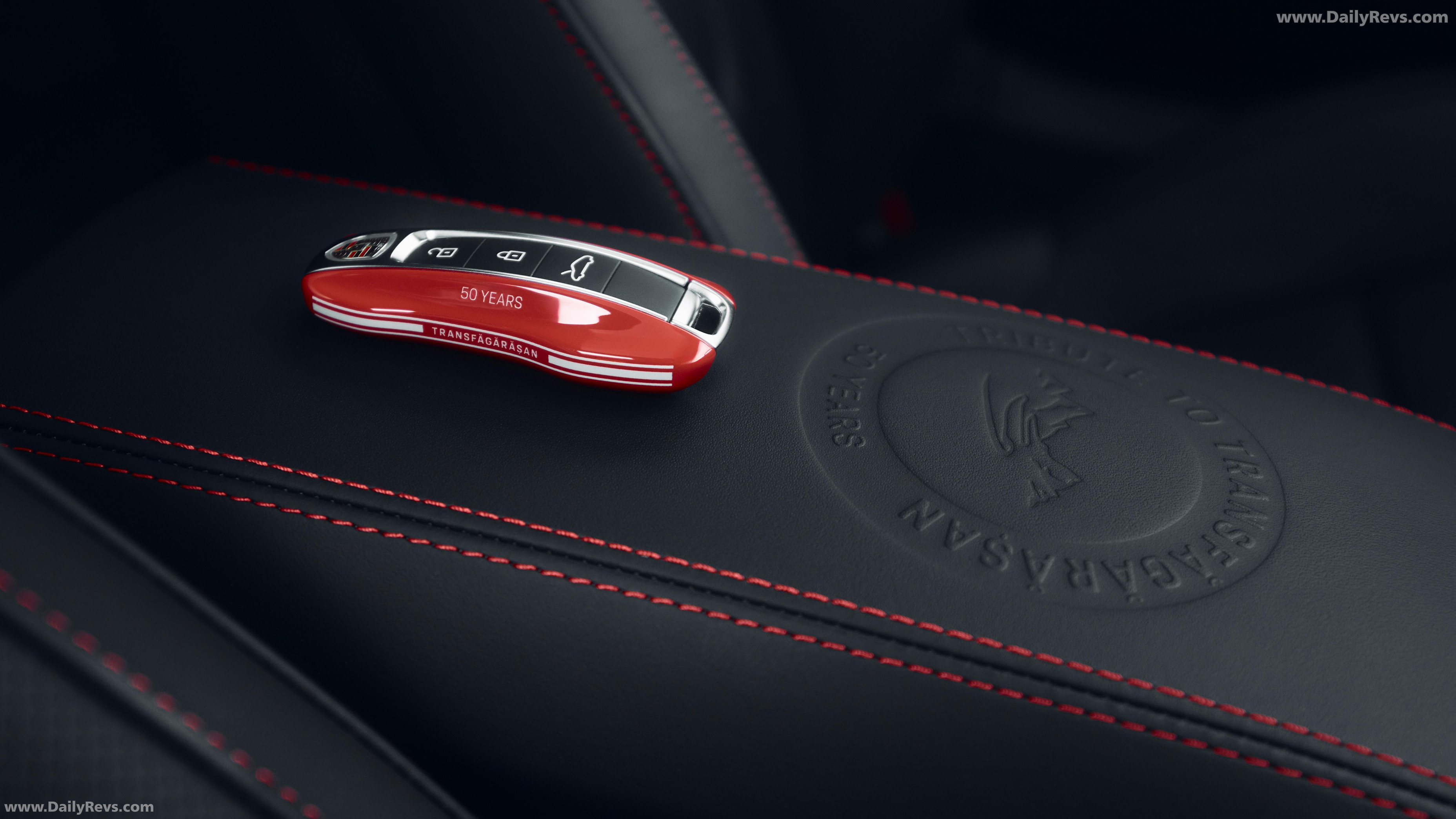 2025 Porsche 911 Carrera 4 GTS Tribute to Transfăgărășan Interior