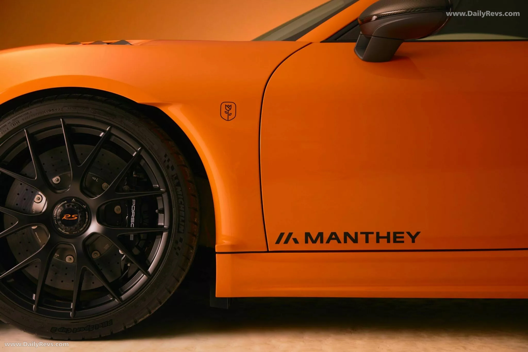 2025 Porsche 718 Cayman GT4 RS Manthey Kit Exterior
