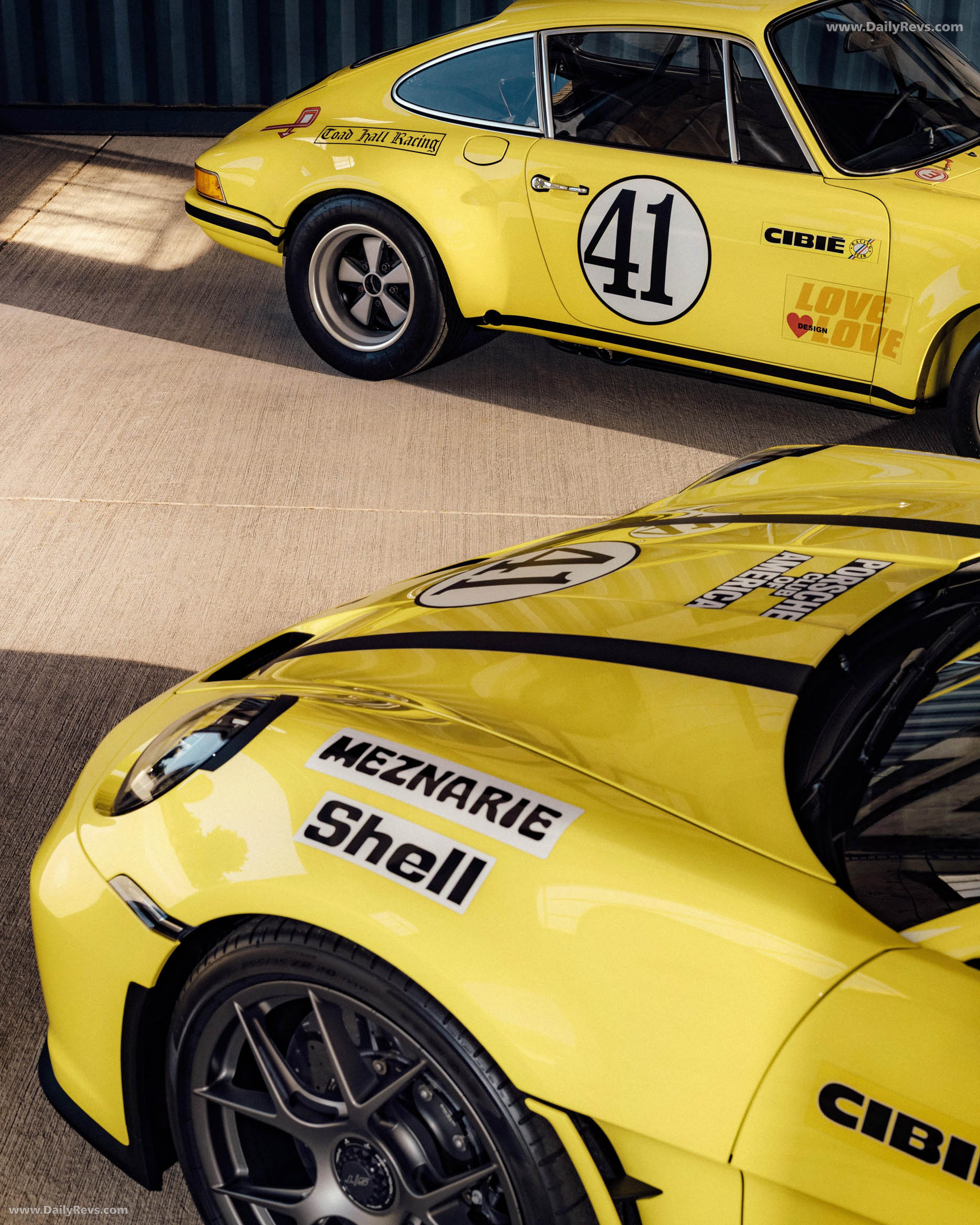 2025 Porsche 911 S/T Exterior