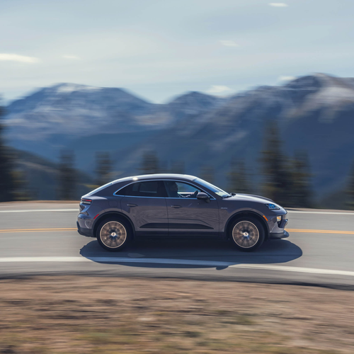 2025 Porsche Macan 4S Provence Side View