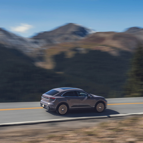 2025 Porsche Macan 4S Provence Side View