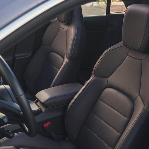 2025 Porsche Macan 4S Provence Interior