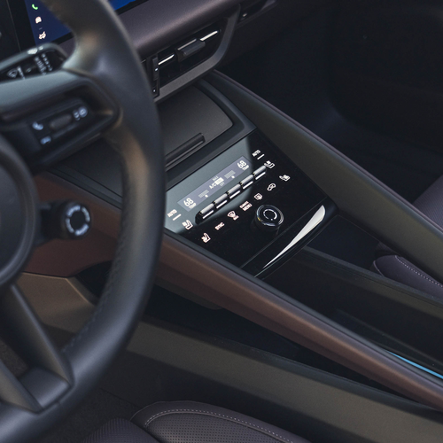 2025 Porsche Macan 4S Provence Interior