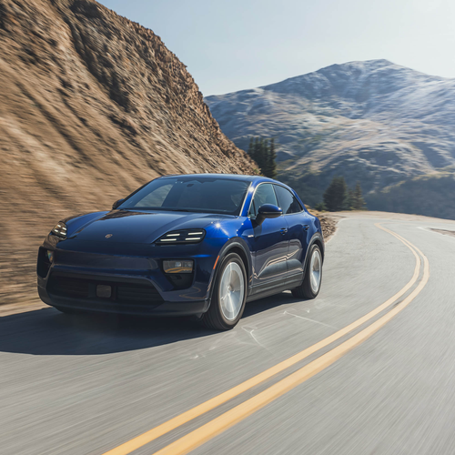 2025 Porsche Macan Gentian Blue H2 Front View