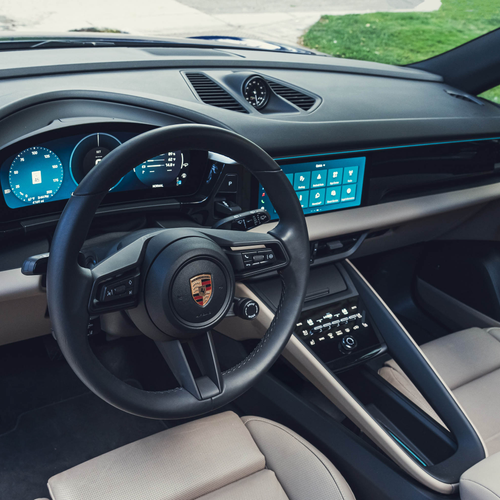 2025 Porsche Macan Gentian Blue H2 Interior