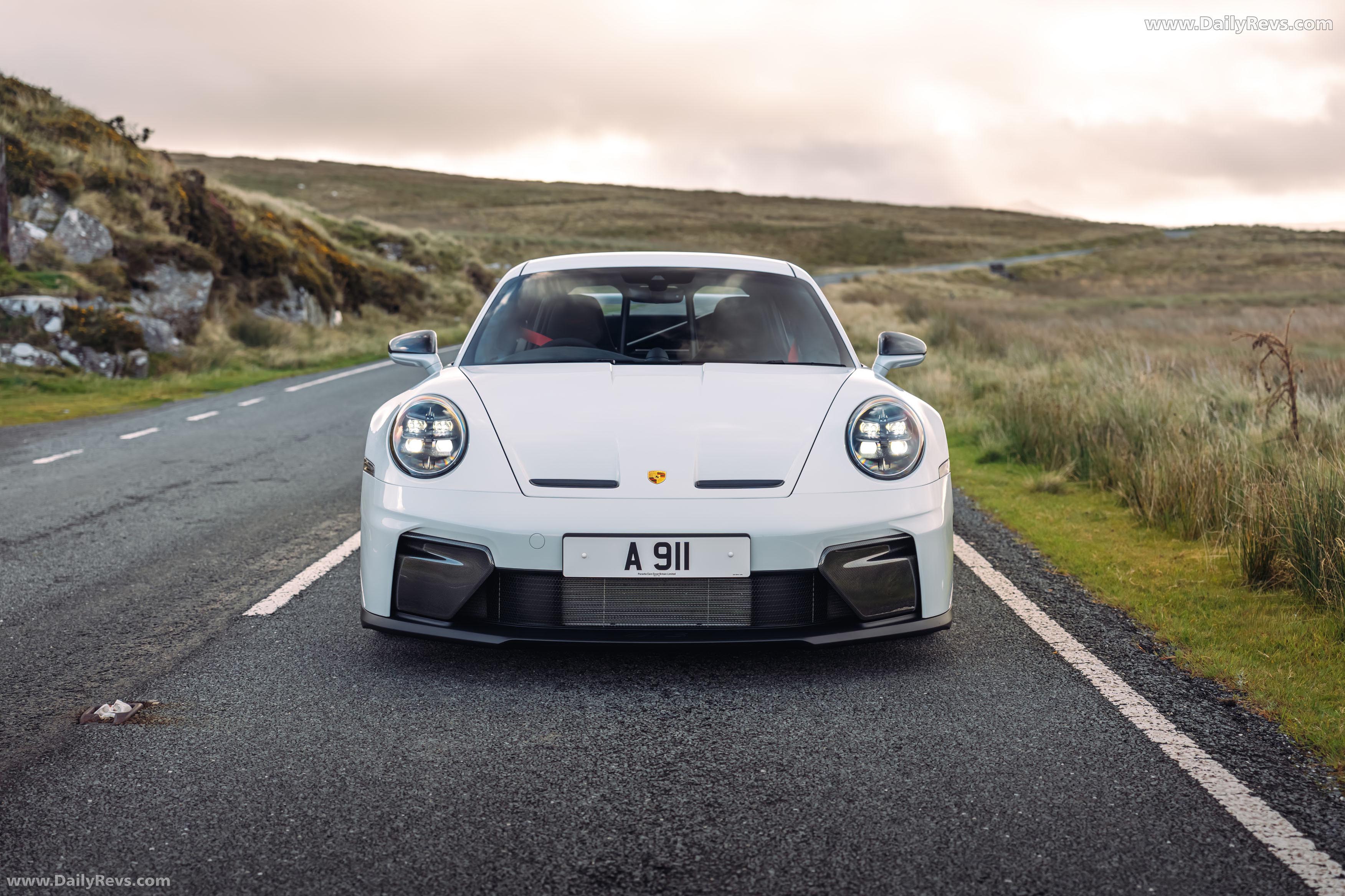 2025 Porsche 911 GT3 992 ll UK Version Front View