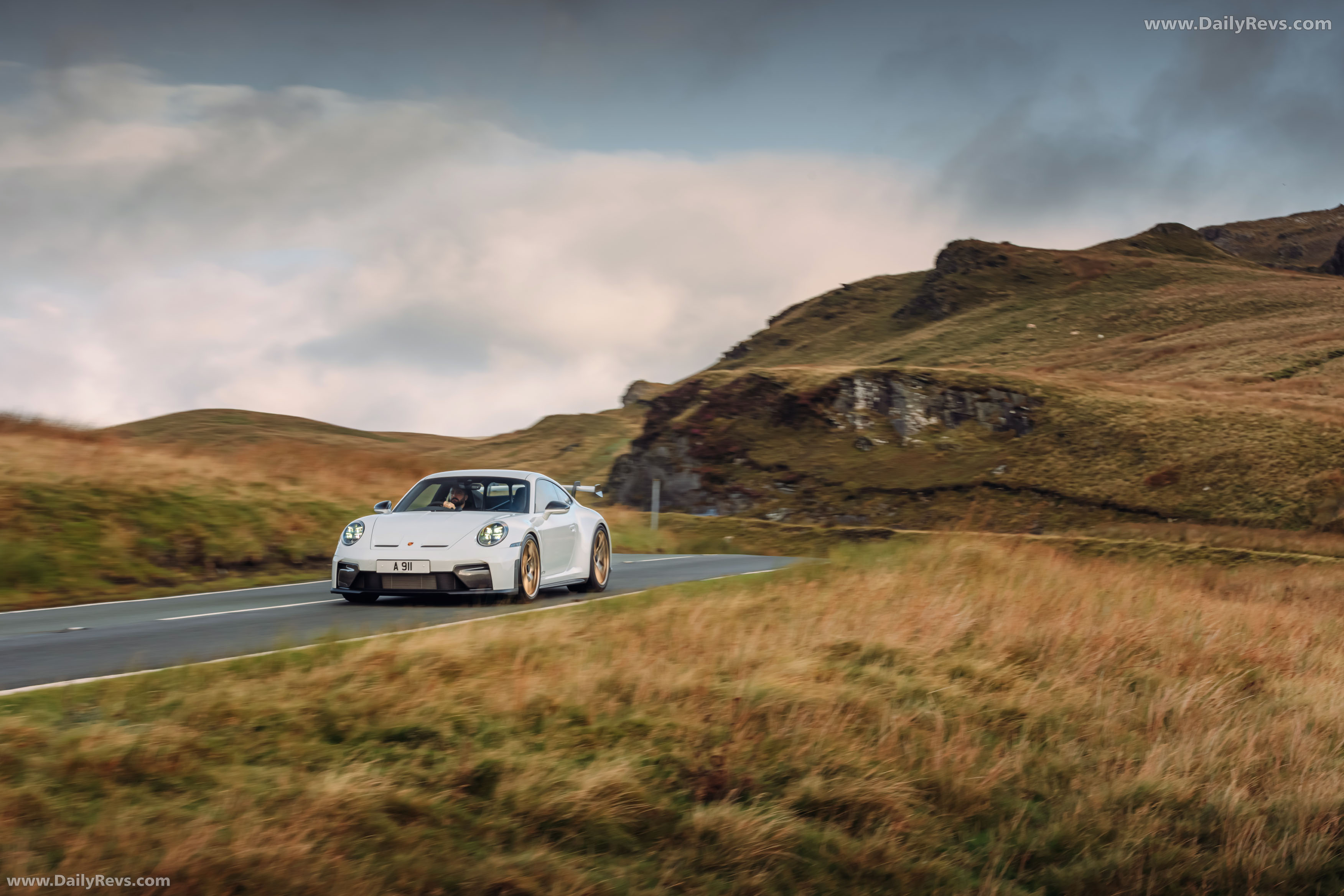 2025 Porsche 911 GT3 992 ll UK Version Front View