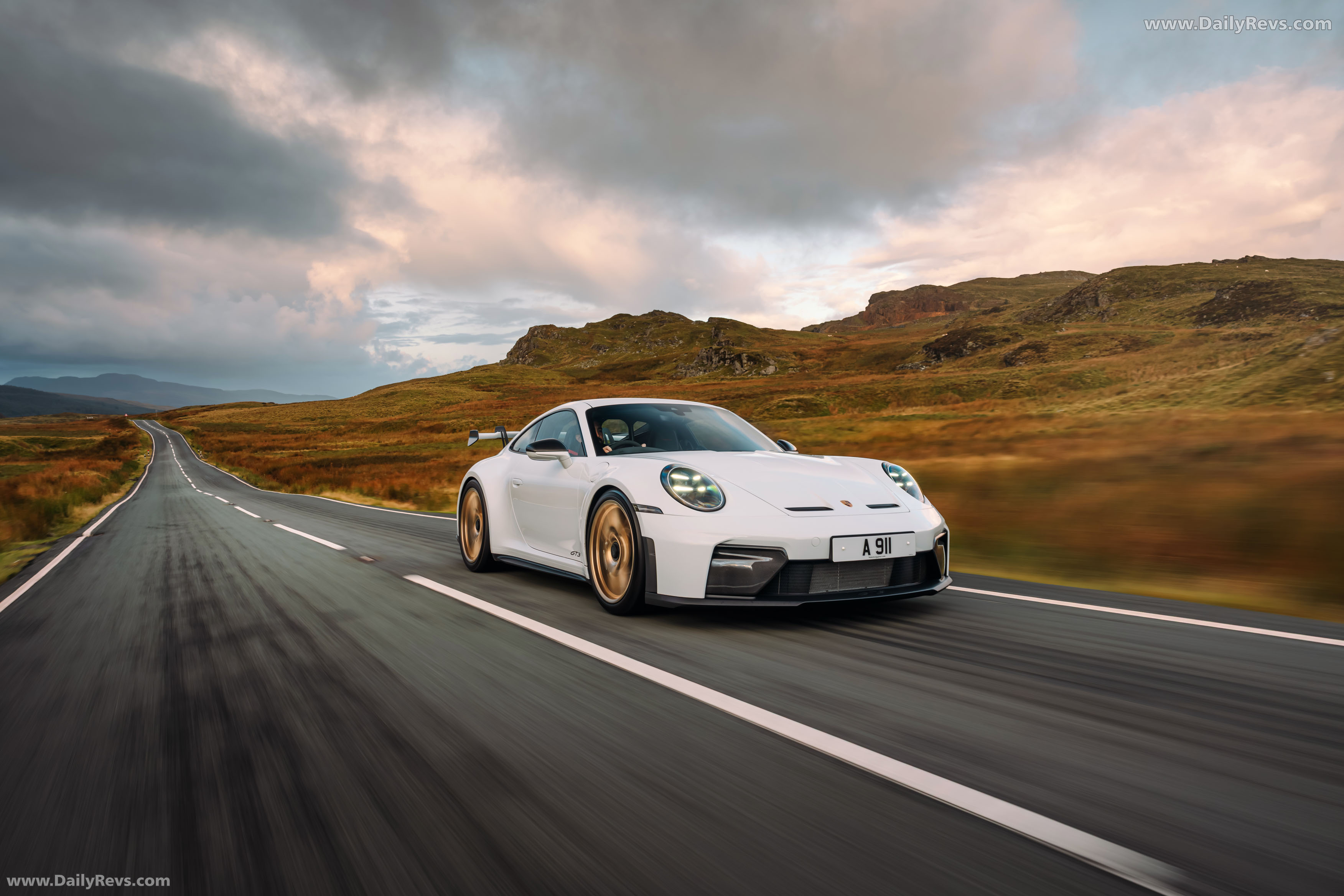 2025 Porsche 911 GT3 992 ll UK Version Front View