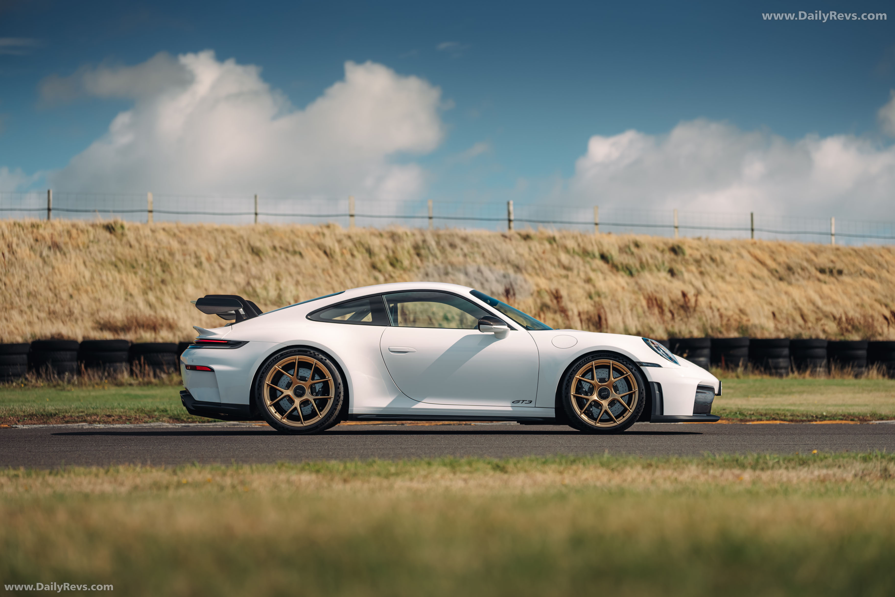 2025 Porsche 911 GT3 992 ll UK Version Side View