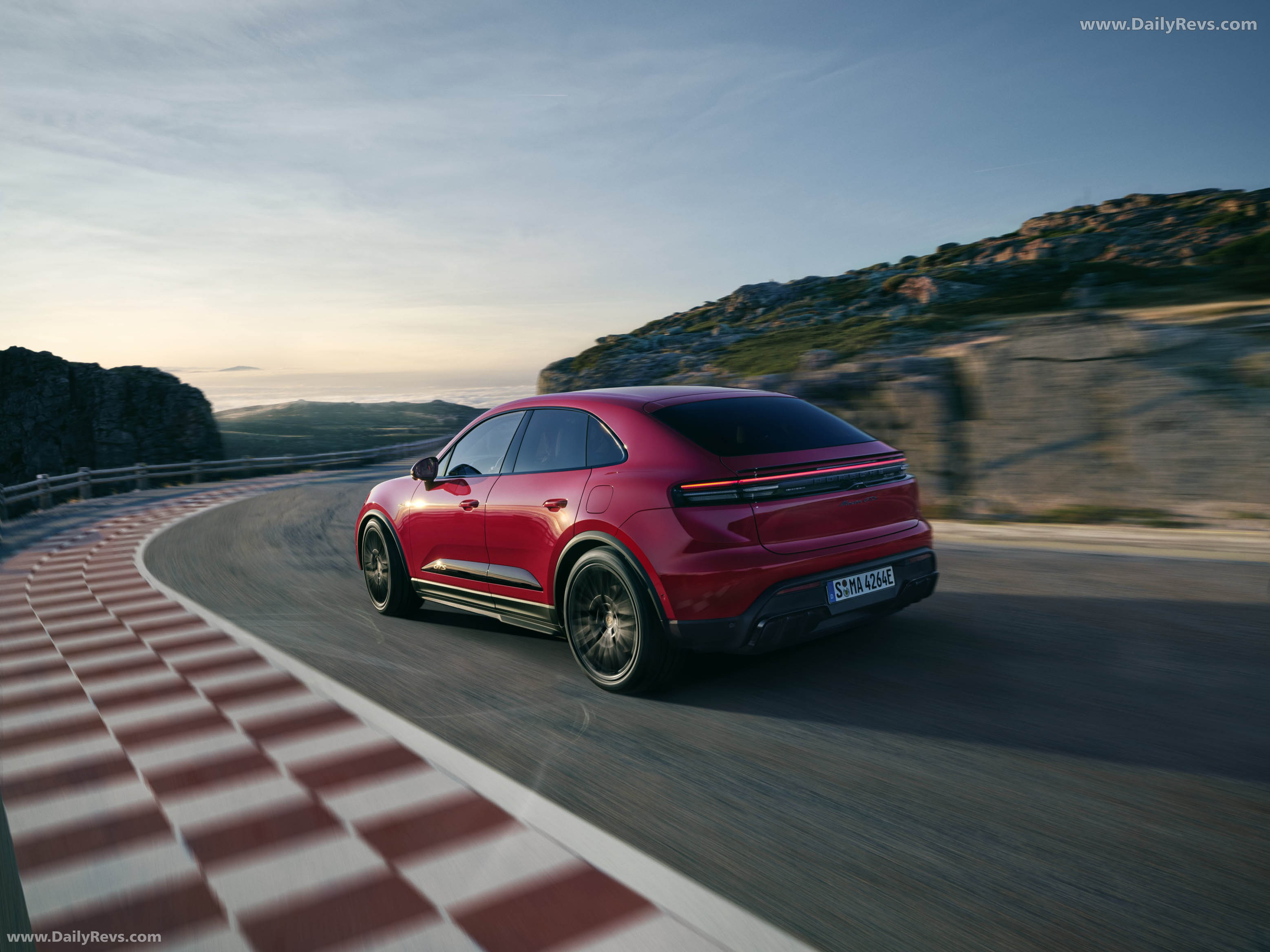 2026 Porsche Macan GTS H2 Rear View