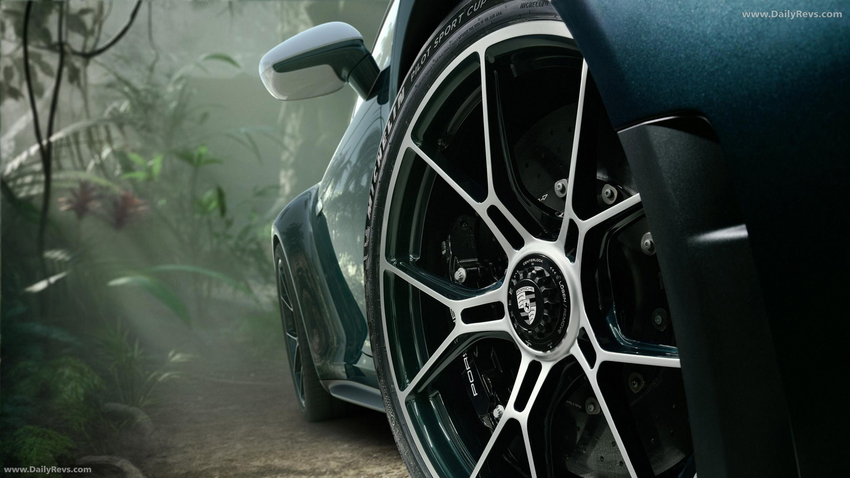 2025 Porsche 911 GT3 Touring Ocelot 992 Exterior