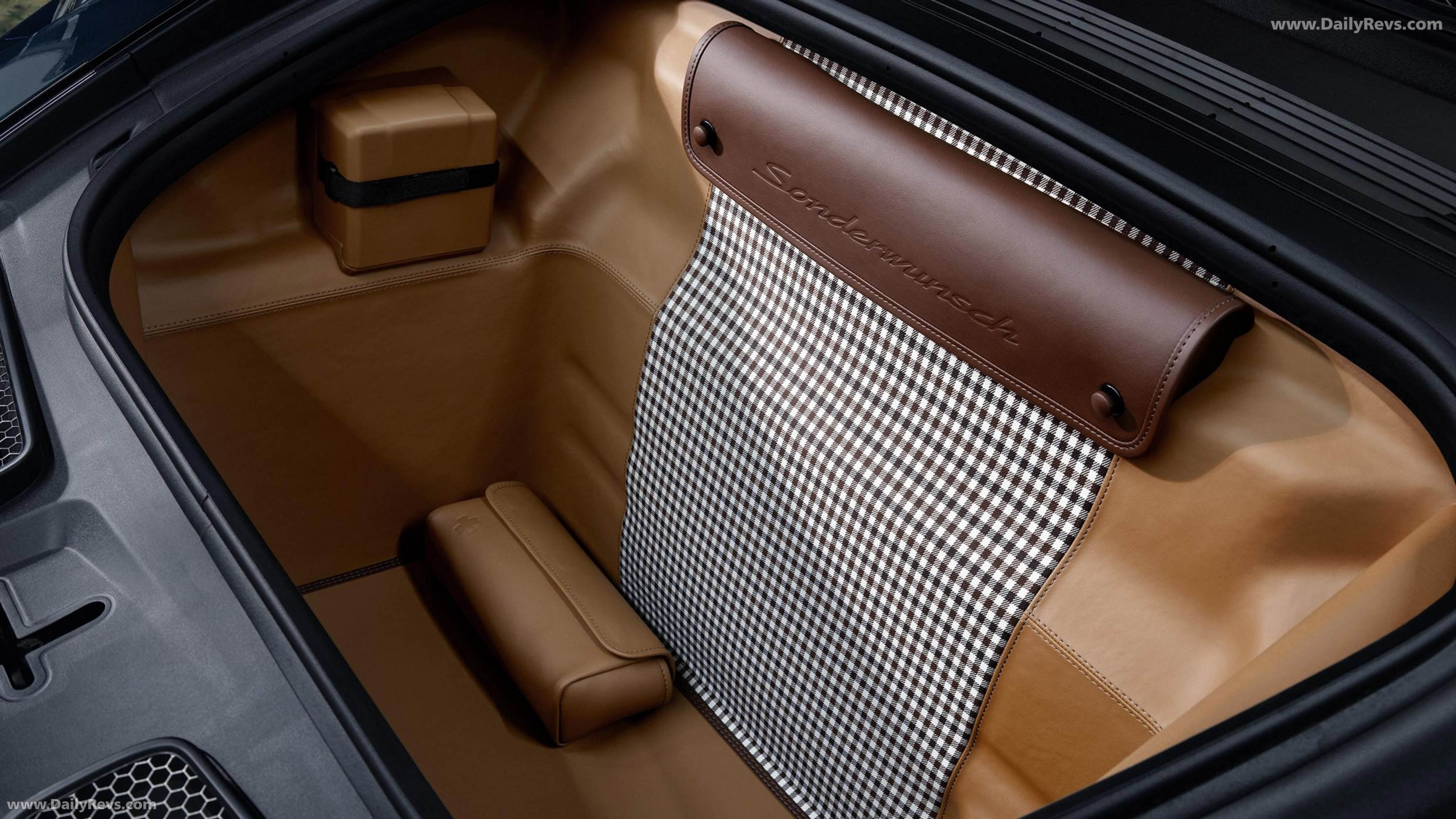 2025 Porsche 911 GT3 Touring Ocelot 992 Interior