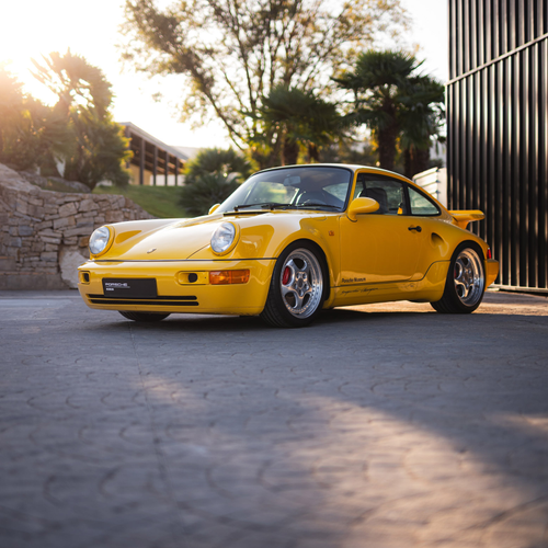 1992 Porsche 911 Turbo S 3.3 964 Front View