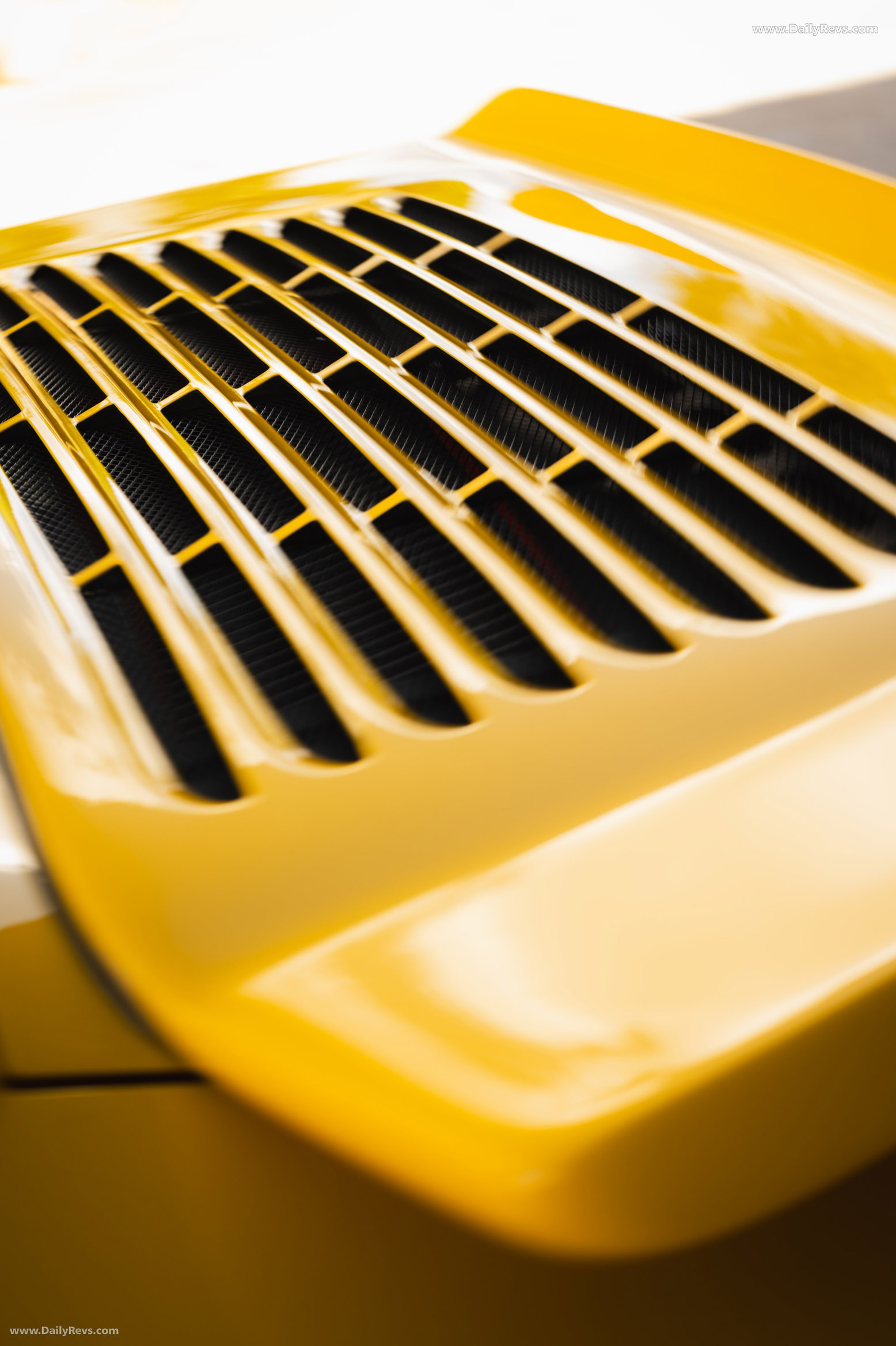 1992 Porsche 911 Turbo S 3.3 964 Exterior