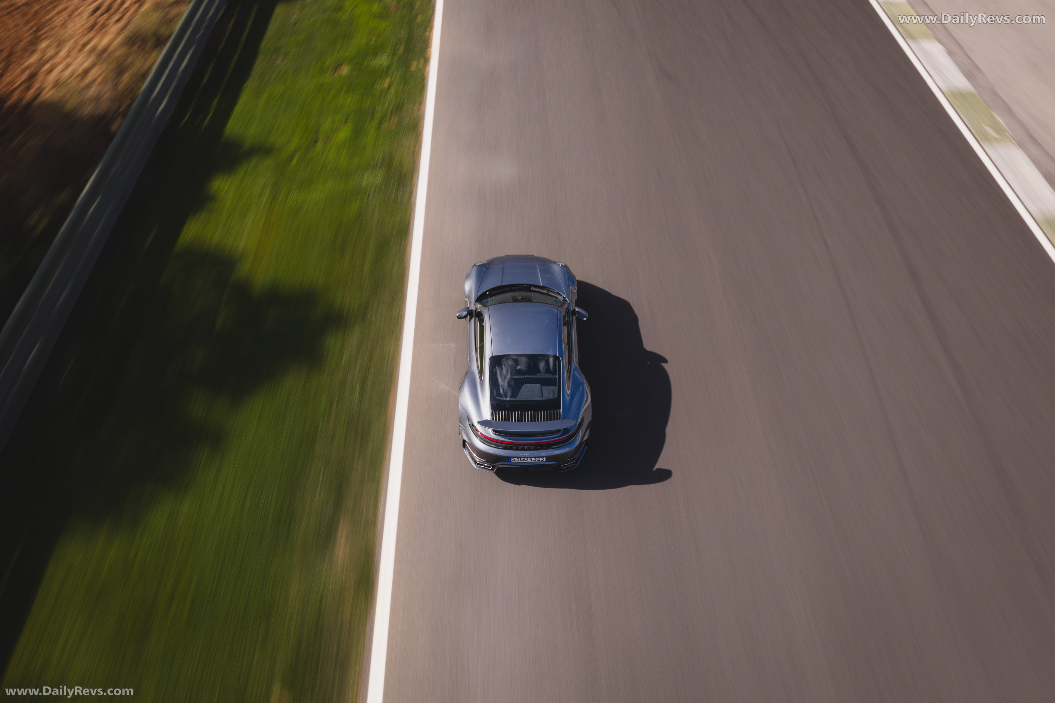 2026 Porsche 911 Turbo S 992 ll Vanadium Grey Top View