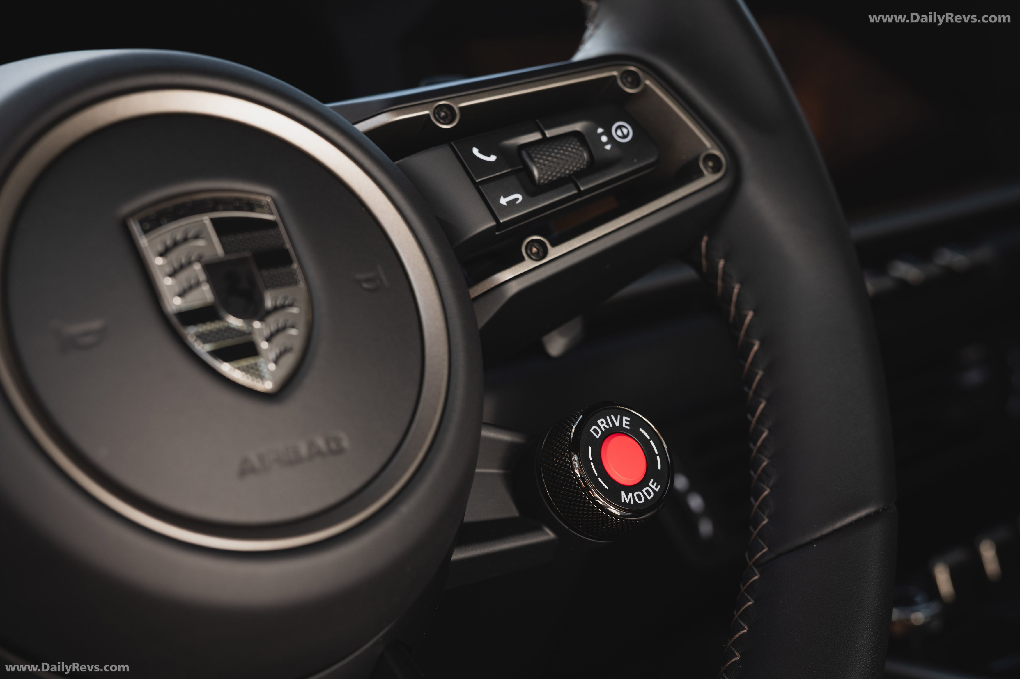 2026 Porsche 911 Turbo S 992 ll Vanadium Grey Interior