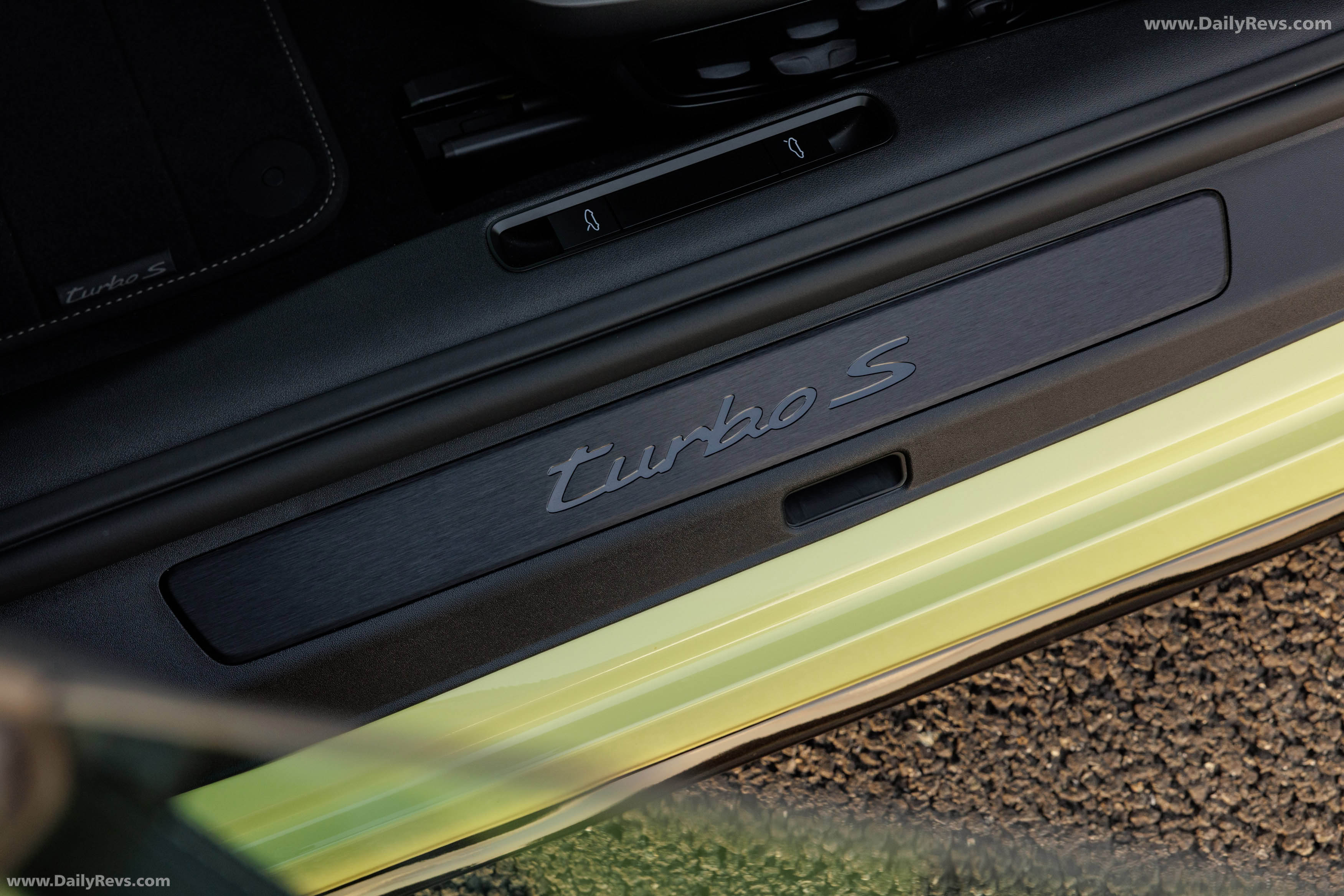 2026 Porsche 911 Turbo S 992 ll Cartagena Yellow Interior