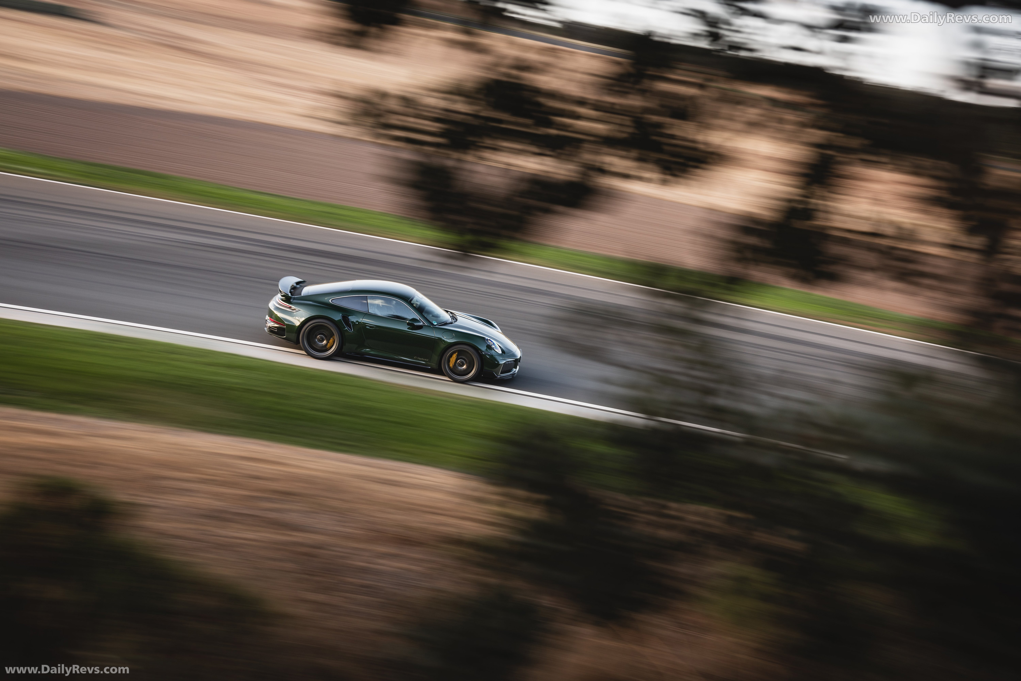 2026 Porsche 911 Turbo S 992 ll Oak Green Top View