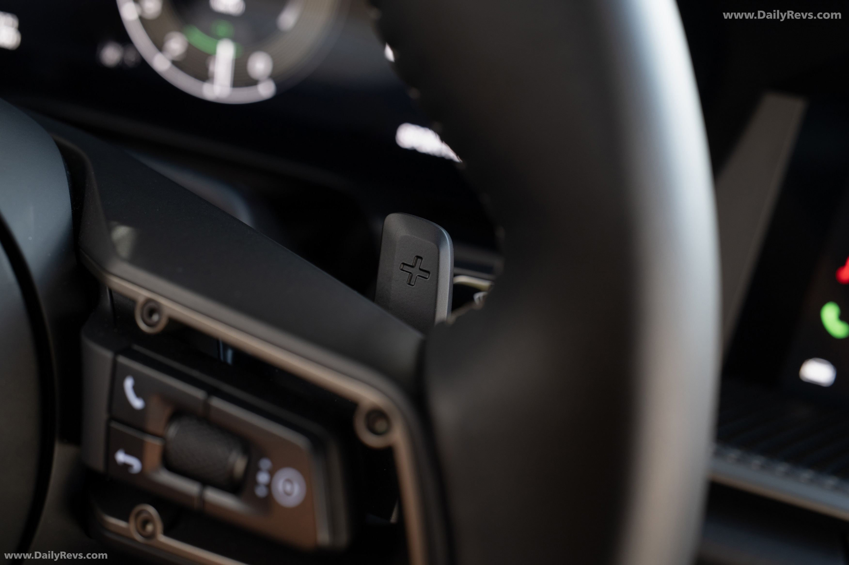 2026 Porsche 911 Turbo S 992 ll Oak Green Interior