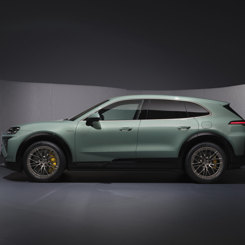 2027 Porsche Cayenne Turbo Electric Side View