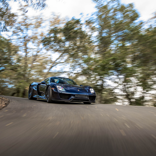 2015 Porsche 918 Spyder Front View