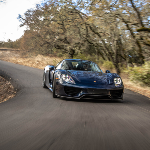 2015 Porsche 918 Spyder Front View