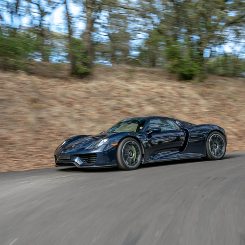2015 Porsche 918 Spyder Front View
