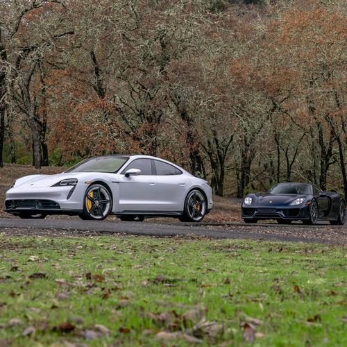 2015 Porsche 918 Spyder Front View