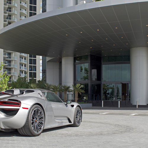 2015 Porsche 918 Spyder Rear View