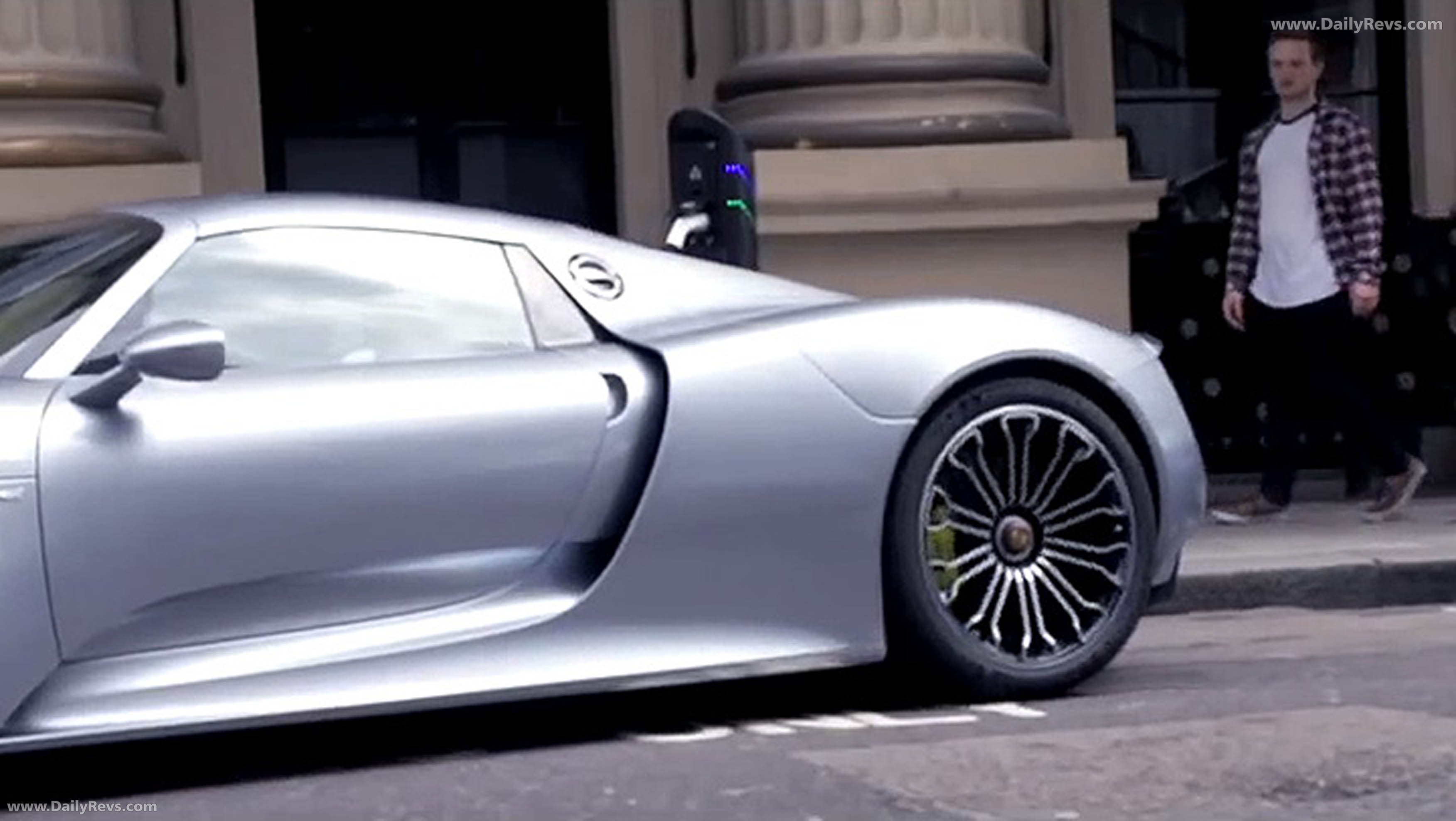2015 Porsche 918 Spyder Exterior