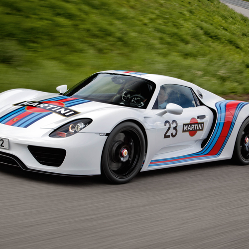 2012 Porsche 918 Spyder Prototype Front View