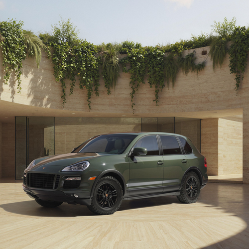 2009 Porsche Cayenne GTS Sonderwunsch Front View
