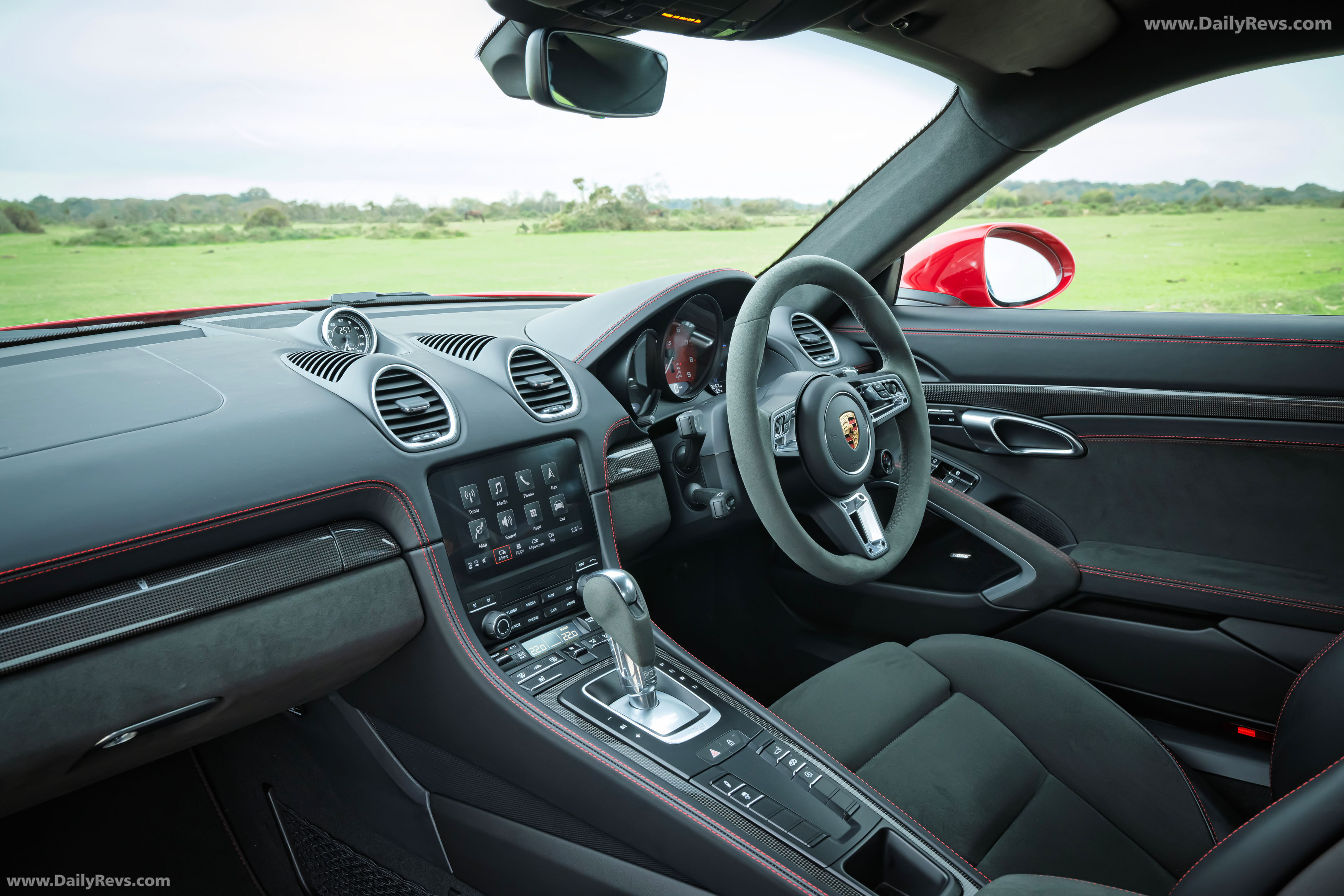 2026 Porsche 718 Cayman GTS 4 0 982 UK Version Performance Review 