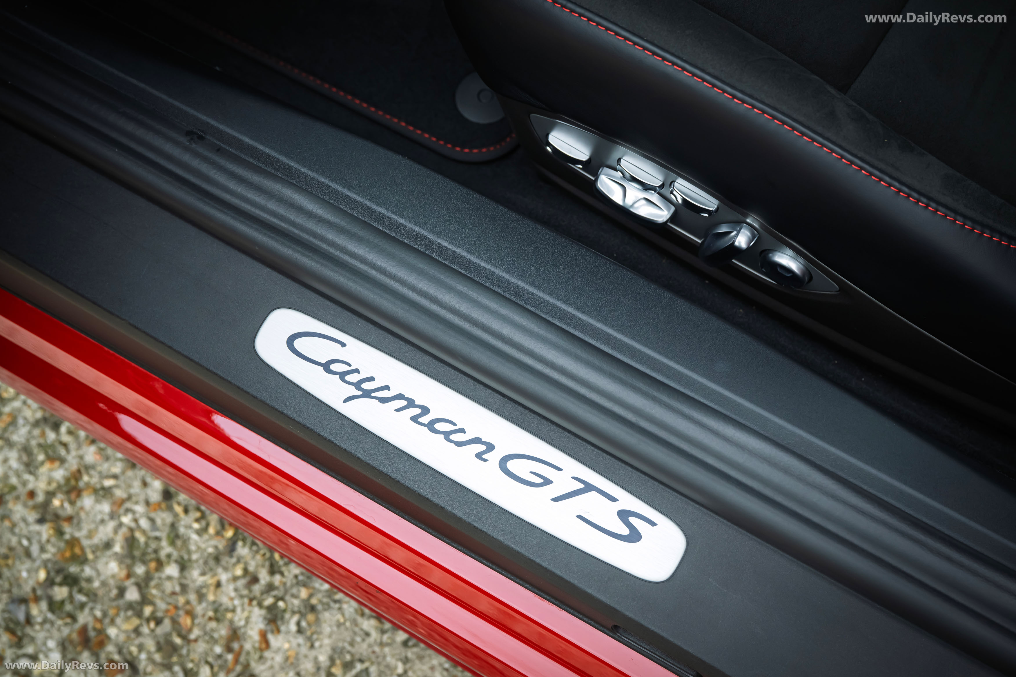 2026 Porsche 718 Cayman GTS 4.0 982 UK Version Interior