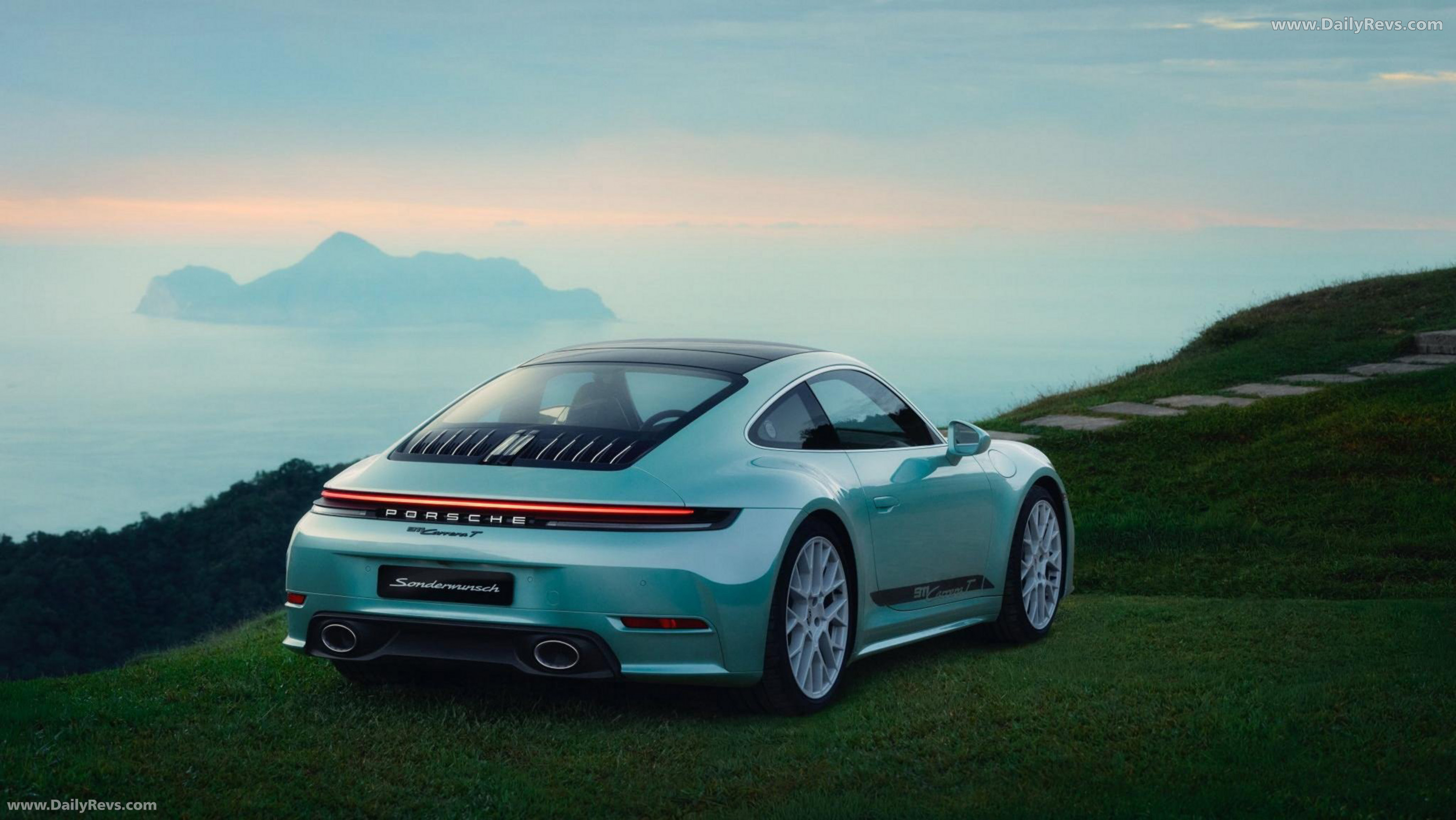 2025 Porsche 911 Carrera T Formosa 992 ll Rear View