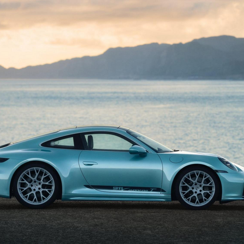 2025 Porsche 911 Carrera T Formosa 992 ll Side View