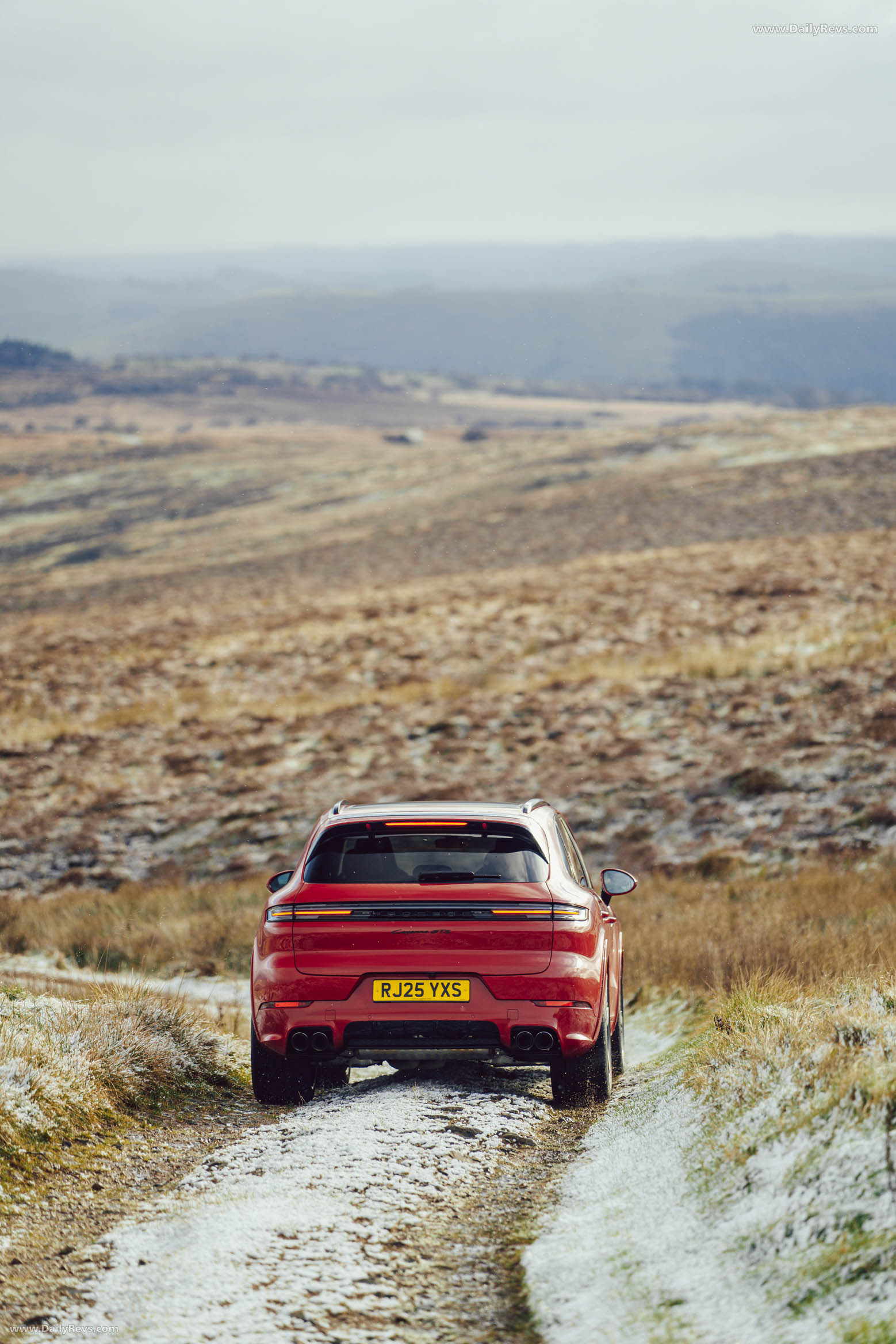 2025 Porsche Cayenne GTS 9Y0.2 UK Version Rear View