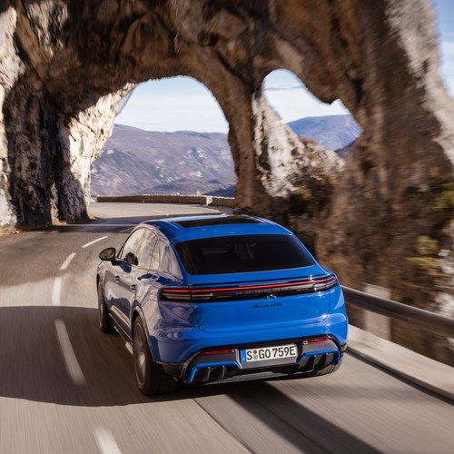 2026 Porsche Macan GTS H2 Gentian Blue Rear View