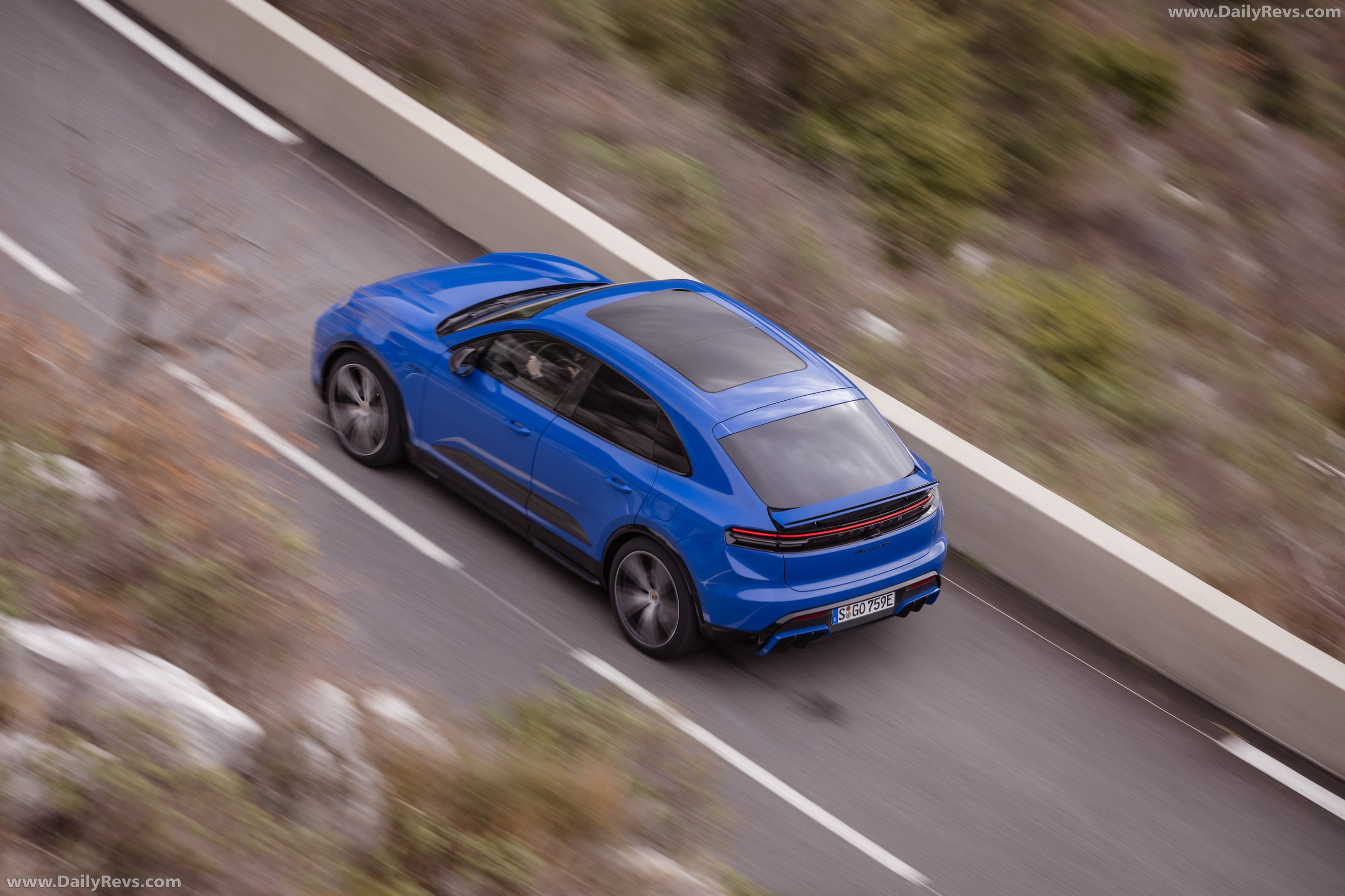 2026 Porsche Macan GTS H2 Gentian Blue Top View