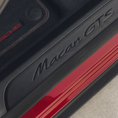 2026 Porsche Macan GTS H2 Carmine Red Interior