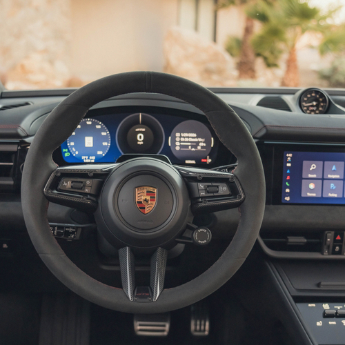 2026 Porsche Macan GTS H2 Carmine Red Interior