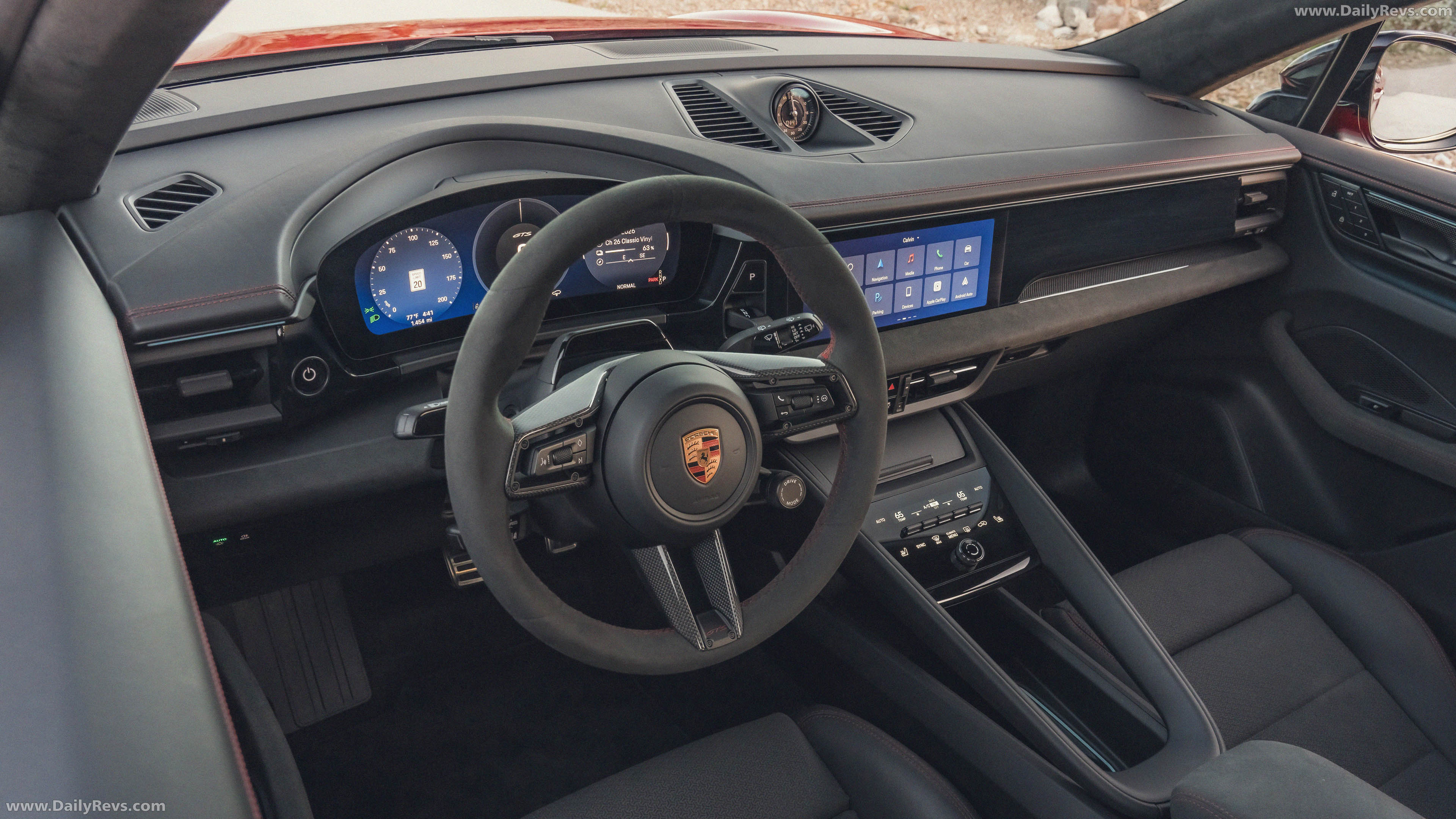 2026 Porsche Macan GTS H2 Carmine Red Interior