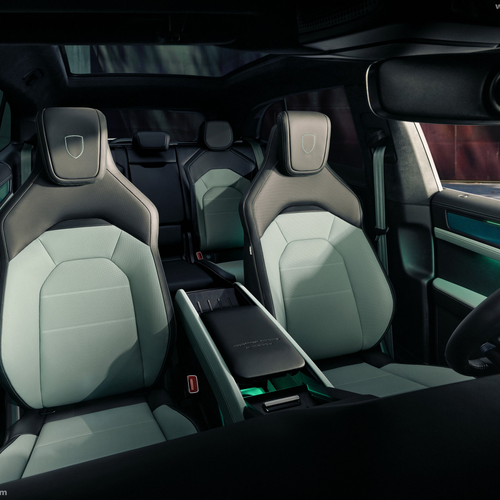 2027 Porsche Cayenne S Electric Interior