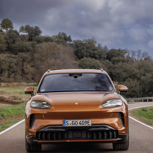 2027 Porsche Cayenne Electric E4 Madeira Gold Front View