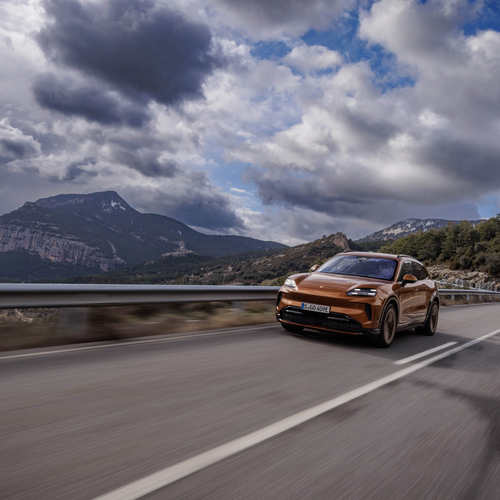 2027 Porsche Cayenne Electric E4 Madeira Gold Front View