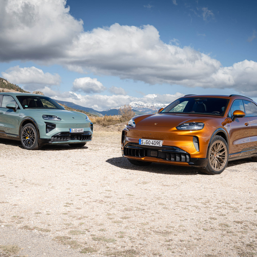 2027 Porsche Cayenne Electric E4 Madeira Gold Front View
