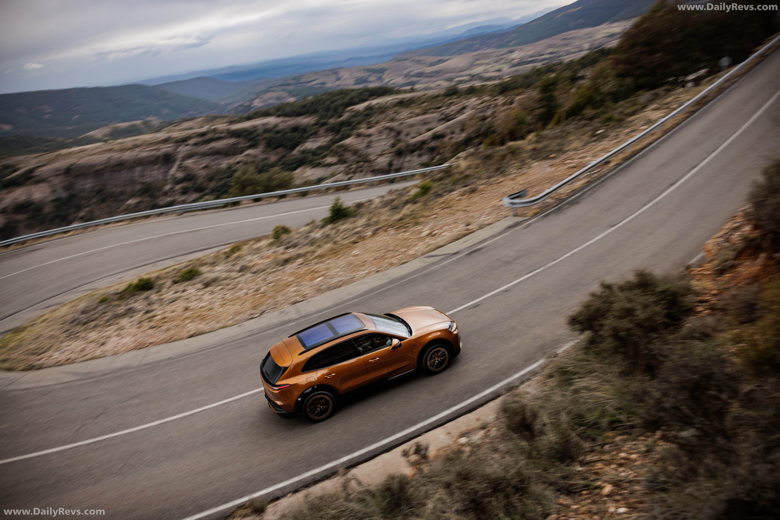 2027 Porsche Cayenne Electric E4 Madeira Gold Top View