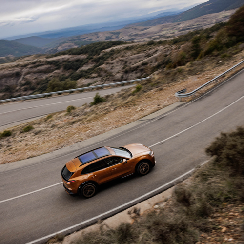2027 Porsche Cayenne Electric E4 Madeira Gold Top View