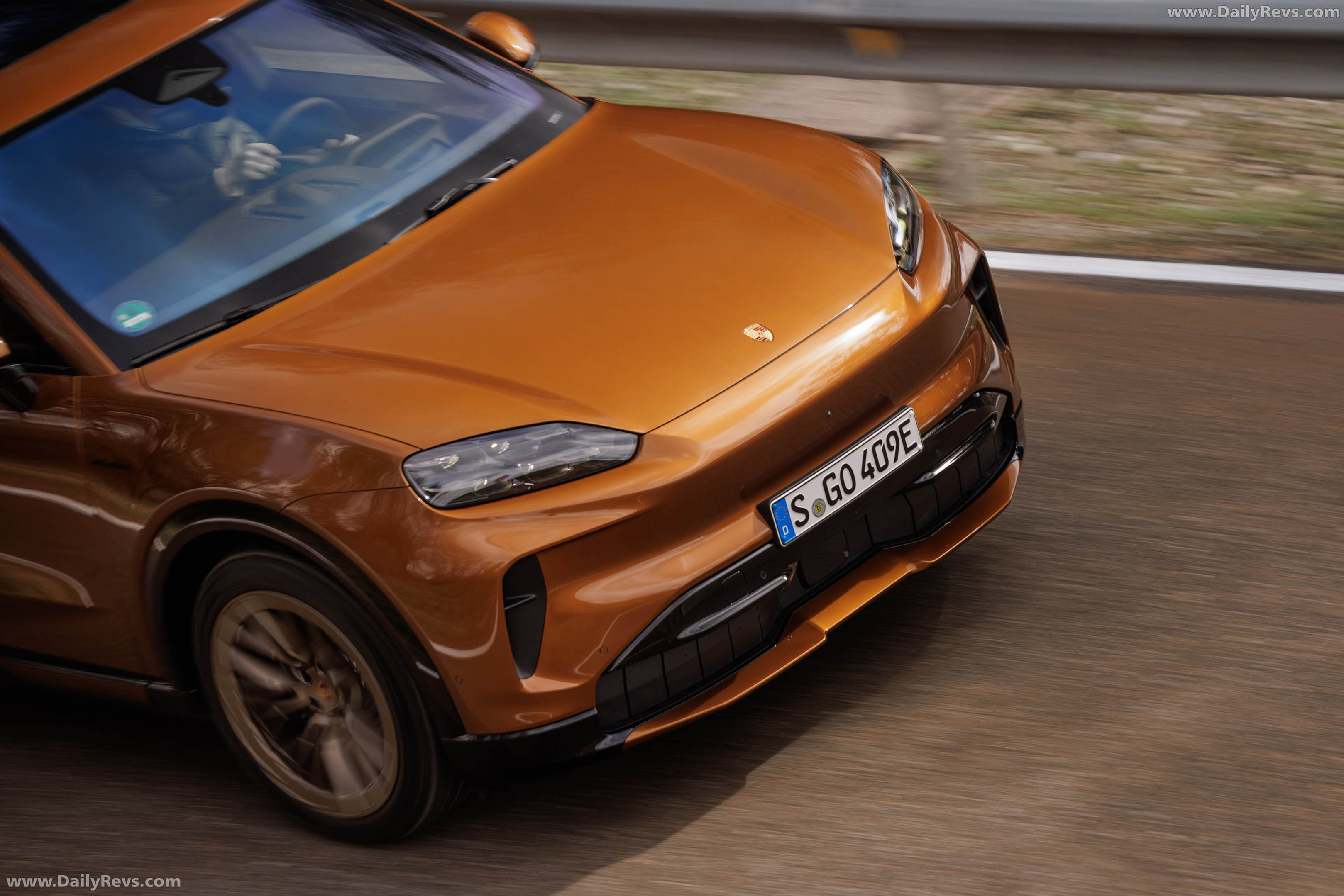 2027 Porsche Cayenne Electric E4 Madeira Gold Exterior